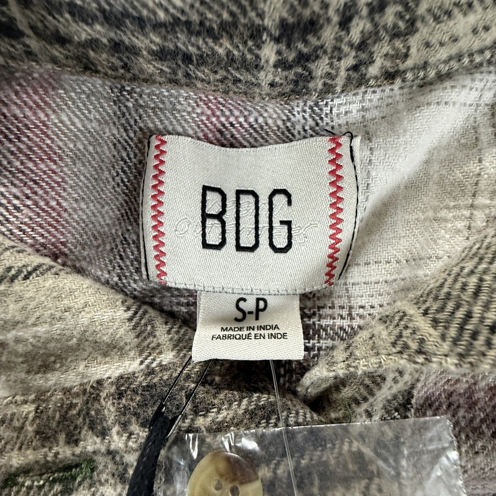 BDG Urban Outfitters Patchwork Plaid Flannel Shirt Womens S Raw Hem NWT Grunge - Picture 3 of 13